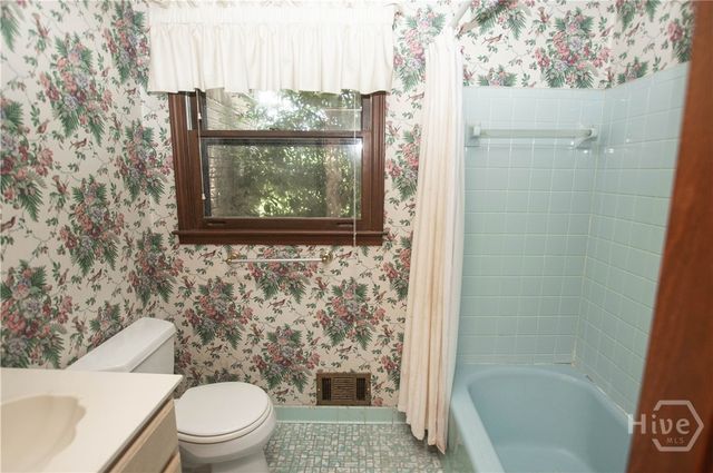 2195 Temple Johnson Road, Snellville, GA 30078