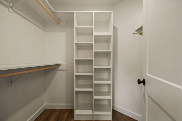 301 W FRANCIS ST, Sturgeon, MO 65284