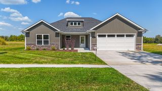 301 W FRANCIS ST, Sturgeon, MO 65284