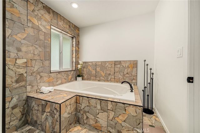 3742 Pilgrims Way, Chino, CA 91710