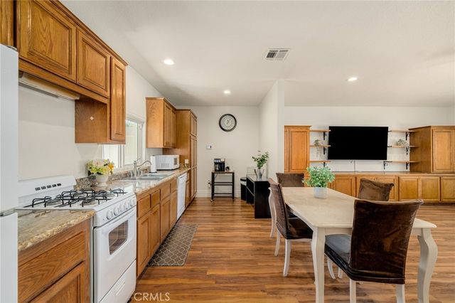 3742 Pilgrims Way, Chino, CA 91710