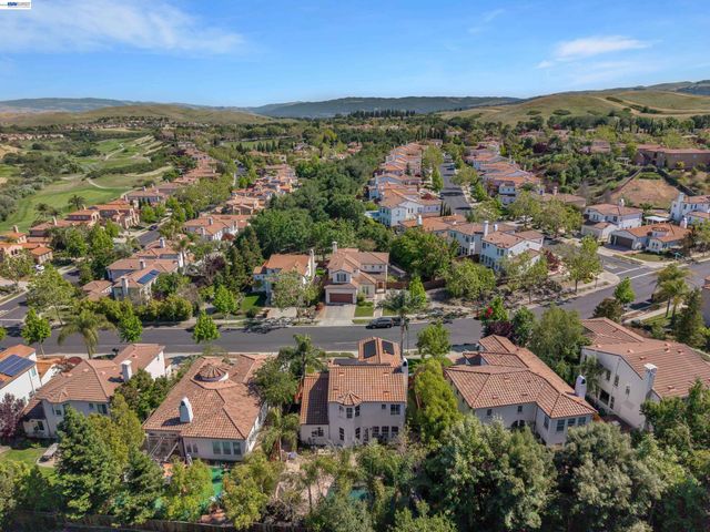 4353 Lilac Ridge Rd, San Ramon, CA 94582