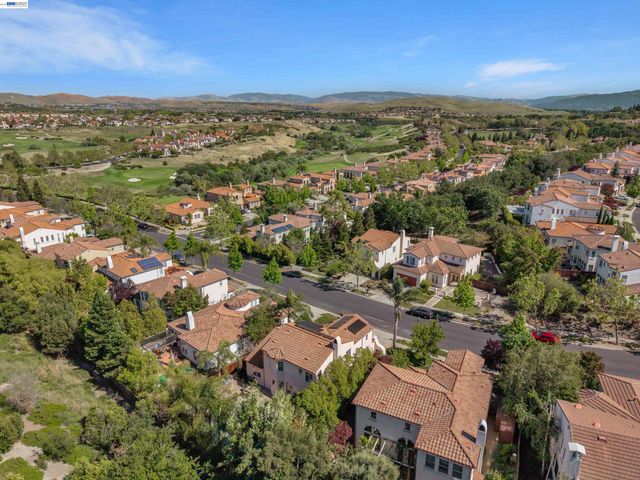 4353 Lilac Ridge Rd, San Ramon, CA 94582