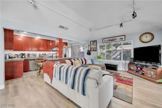 639 Pepper Tree Circle, Henderson, NV 89014