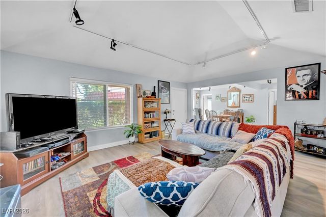 639 Pepper Tree Circle, Henderson, NV 89014