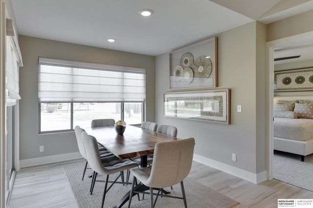 19609 Piney Creek Drive, Elkhorn, NE 68022