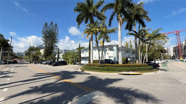 10002 E Bay Harbor Dr 6, Bay Harbor Islands, FL 33154