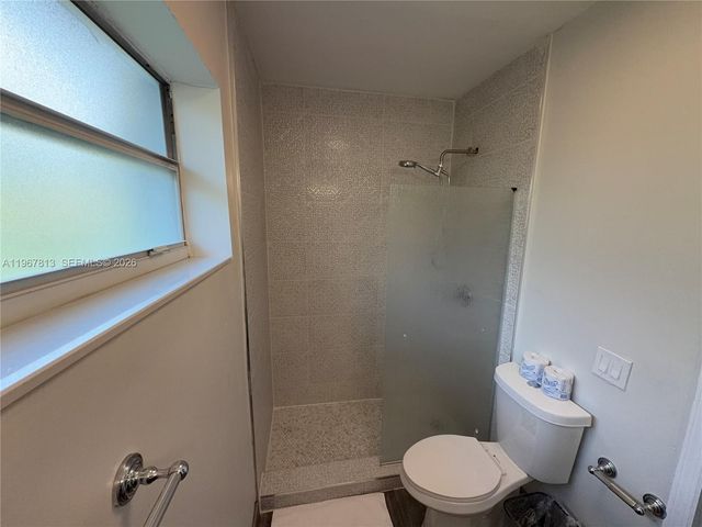 10002 E Bay Harbor Dr 6, Bay Harbor Islands, FL 33154