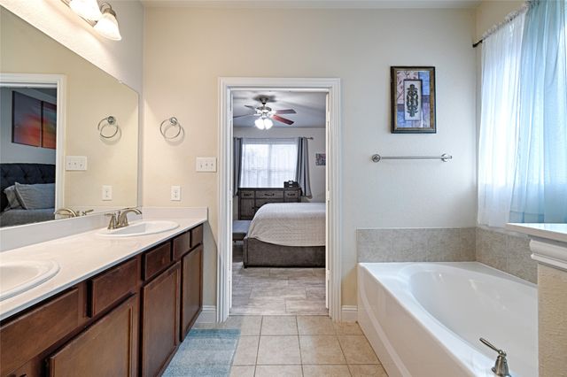 118 Pleasant Hill Lane, Fate, TX 75189