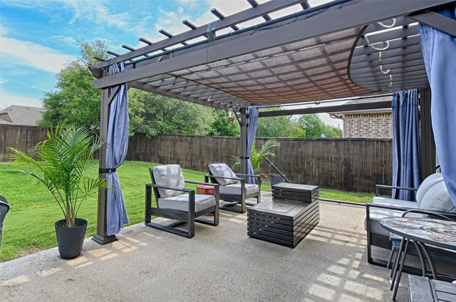 118 Pleasant Hill Lane, Fate, TX 75189