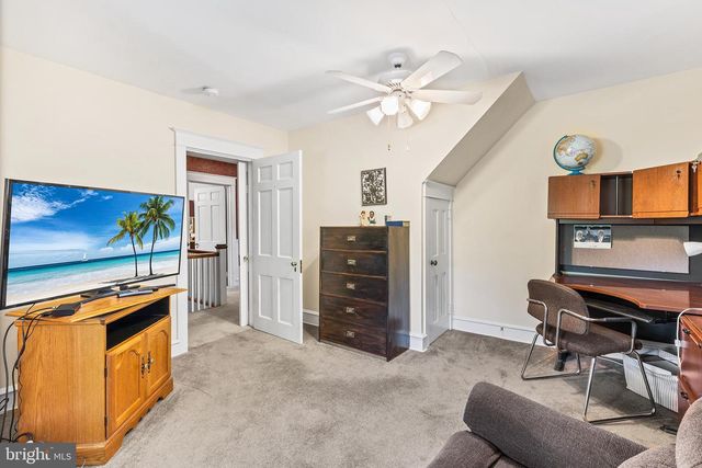 401 N ROLLING RD, Springfield, PA 19064