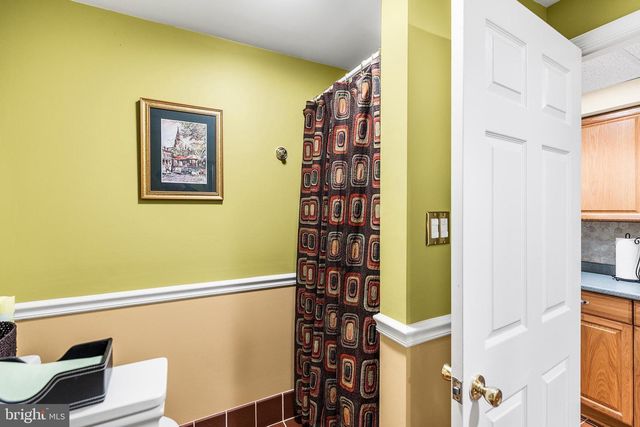 401 N ROLLING RD, Springfield, PA 19064