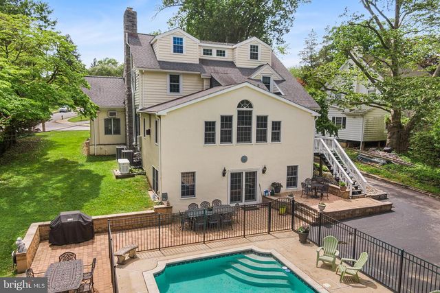 401 N ROLLING RD, Springfield, PA 19064