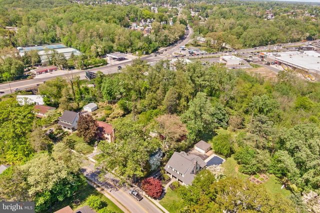 401 N ROLLING RD, Springfield, PA 19064