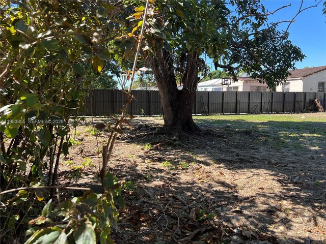 4420 SW 3rd St, Miami, FL 33134