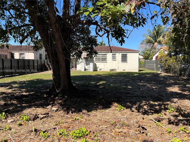 4420 SW 3rd St, Miami, FL 33134