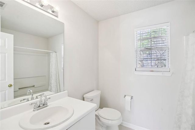 2601 Brandenberry Drive, Decatur, GA 30034