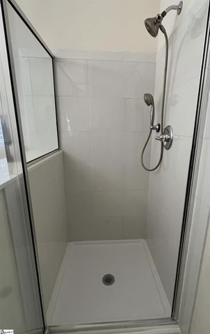 10 Hanging Moss Lane, Greenville, SC 29615