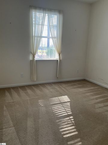 10 Hanging Moss Lane, Greenville, SC 29615