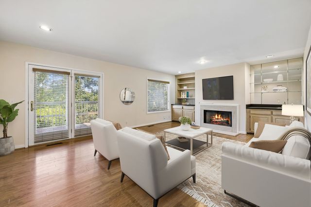 767 Harpeth Trace Dr, Nashville, TN 37221