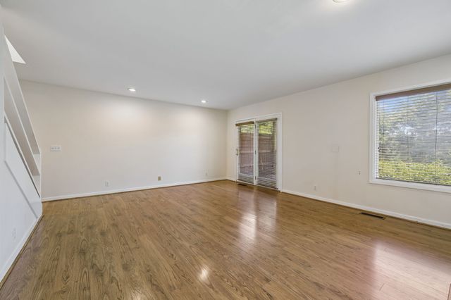 767 Harpeth Trace Dr, Nashville, TN 37221