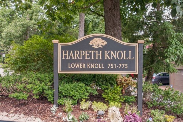 767 Harpeth Trace Dr, Nashville, TN 37221