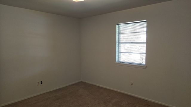 2486 Oak Park Dr, Ingleside, TX 78362