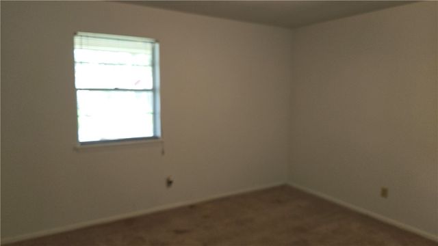2486 Oak Park Dr, Ingleside, TX 78362