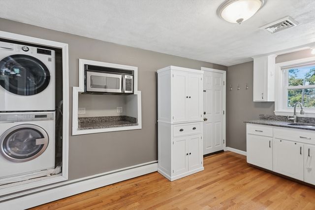 41 Vershire Street R, Boston, MA 02132