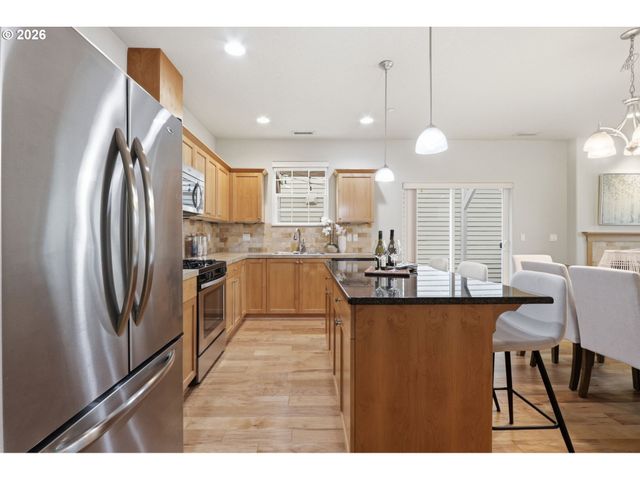 11108 Sw DAVOS Ln, Wilsonville, OR 97070