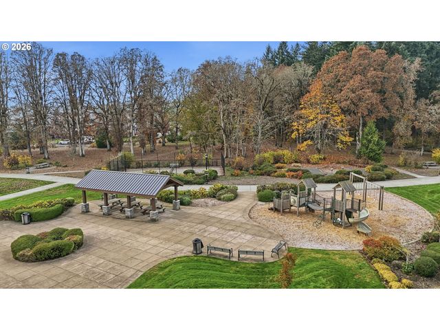 11108 Sw DAVOS Ln, Wilsonville, OR 97070