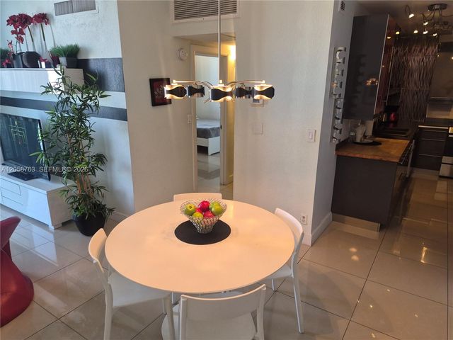 3901 S Ocean Drive PH16R, Hollywood, FL 33019