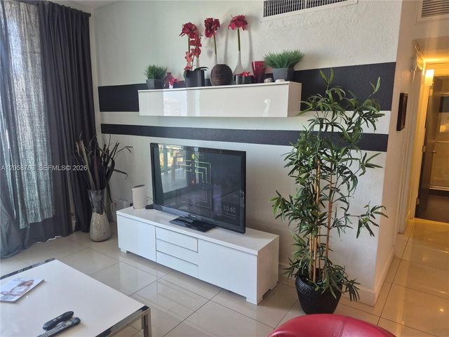 3901 S Ocean Drive PH16R, Hollywood, FL 33019