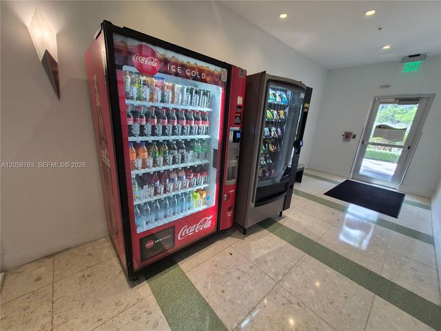 3901 S Ocean Drive PH16R, Hollywood, FL 33019