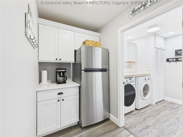 103 Limestone Drive, Eleanor, WV 25070