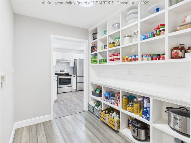 103 Limestone Drive, Eleanor, WV 25070