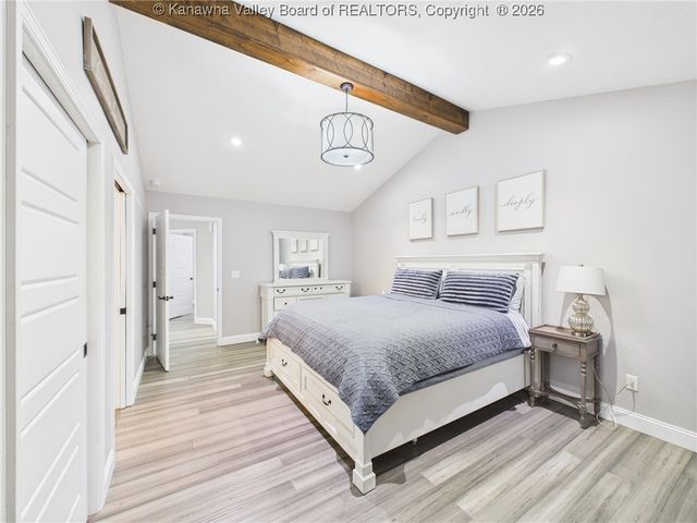 103 Limestone Drive, Eleanor, WV 25070