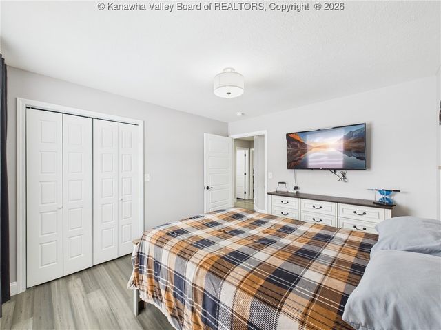 103 Limestone Drive, Eleanor, WV 25070