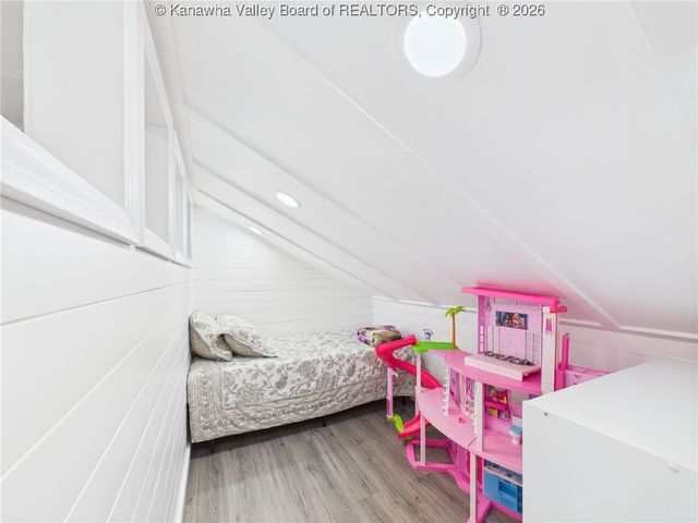 103 Limestone Drive, Eleanor, WV 25070