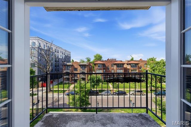 5630 Pershing Avenue 46, St Louis, MO 63112