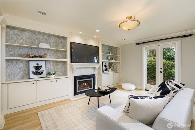 8280 SE 61st Street, Mercer Island, WA 98040