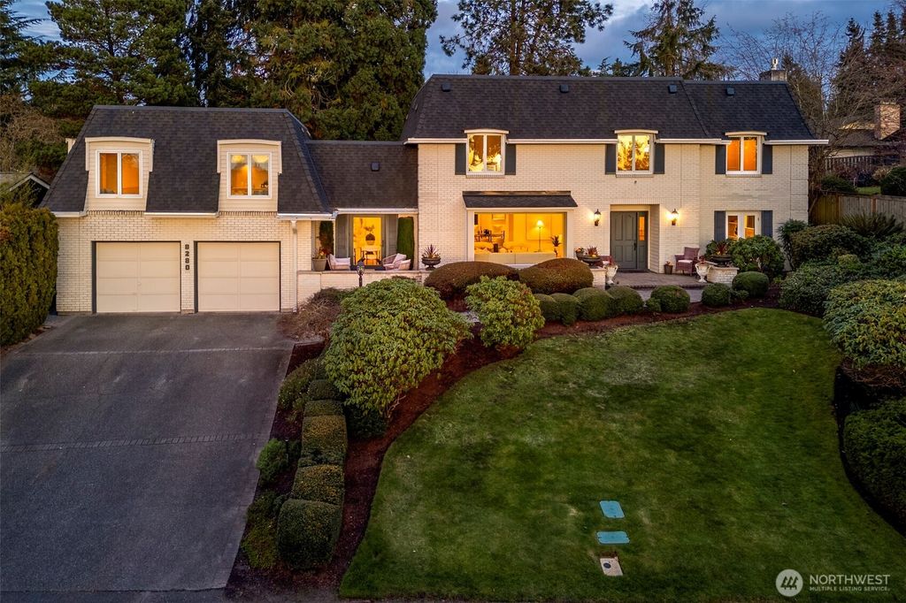 8280 SE 61st Street, Mercer Island, WA 98040
