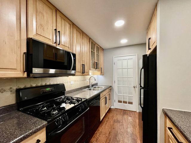 444 N Wilke Road 205, Palatine, IL 60074