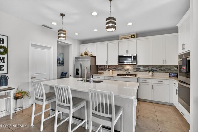 9974 KEVIN Road, Jacksonville, FL 32257