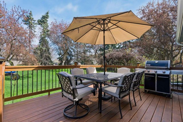 3800 Dunbar Court, Brooklyn Park, MN 55443