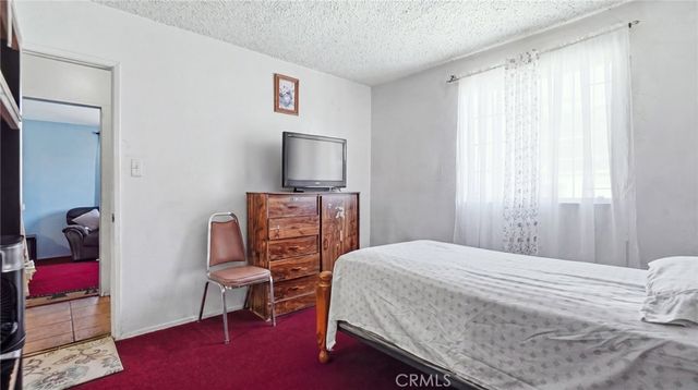 1374 E Vernon, Los Angeles, CA 90011