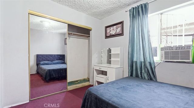 1374 E Vernon, Los Angeles, CA 90011