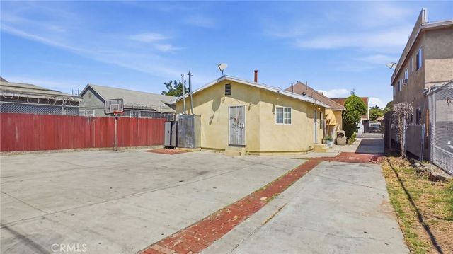 1374 E Vernon, Los Angeles, CA 90011