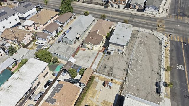 1374 E Vernon, Los Angeles, CA 90011