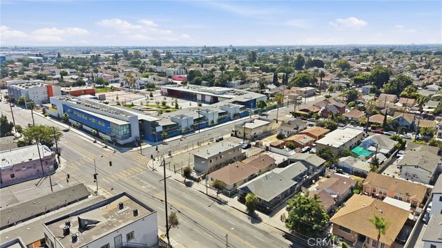 1374 E Vernon, Los Angeles, CA 90011